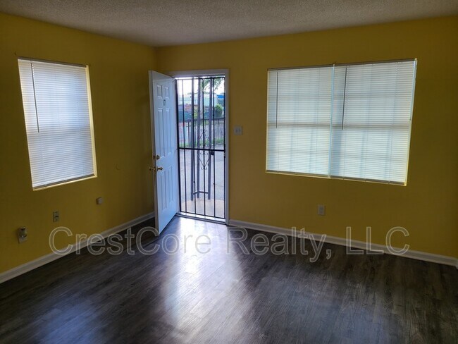 Foto del edificio - 1716 Dupont Ave