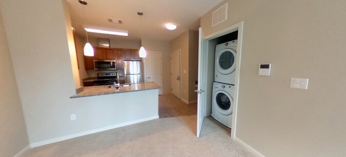 Foto principal - 139 Pleasant St