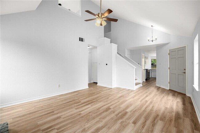 Foto del edificio - 916 Clearwater Trail