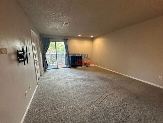 Photo - 2575 S Syracuse Way House