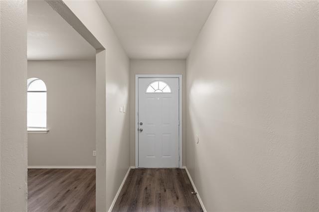 Building Photo - 2510 S Fielder Rd