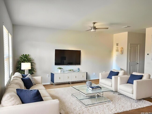 Building Photo - 5428 Rue Girard