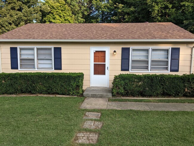 Foto del edificio - One Level House in Madison Heights