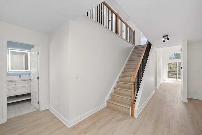 Foto del edificio - 14449 Golf Rd