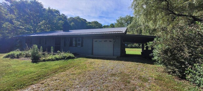 Building Photo - 203 Church Hollow Road