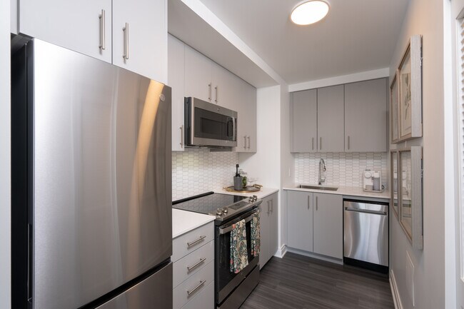 Foto del edificio - 2320 N Lincoln Park W