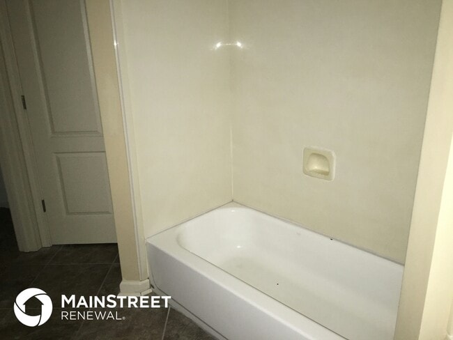 Building Photo - 1393 Marhill Cove