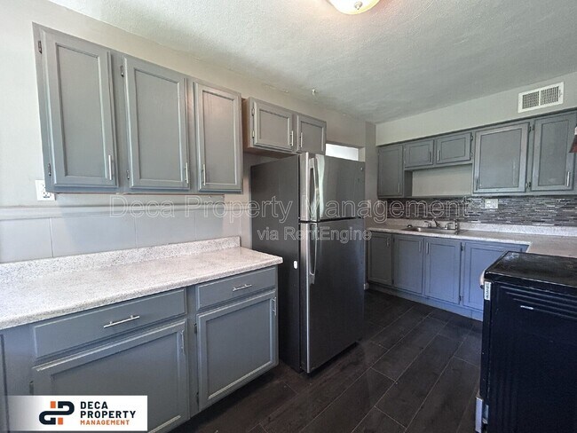 Foto del edificio - 9224 Kathlyn Dr