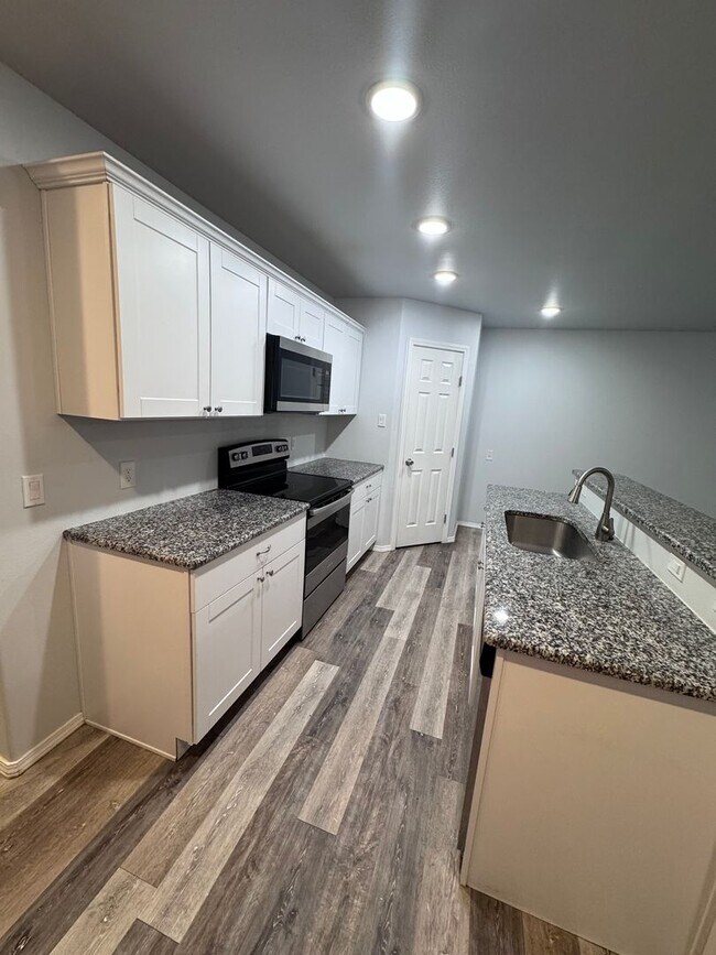 Foto del edificio - 1106 N Englewood Ave