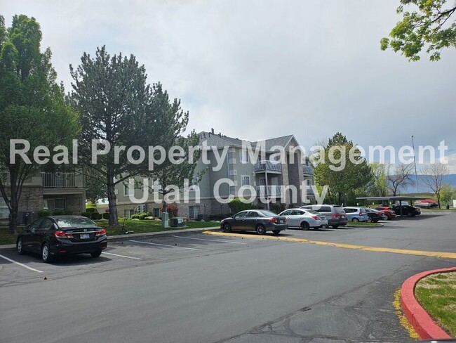 Foto del edificio - 1323 W 1480 N St