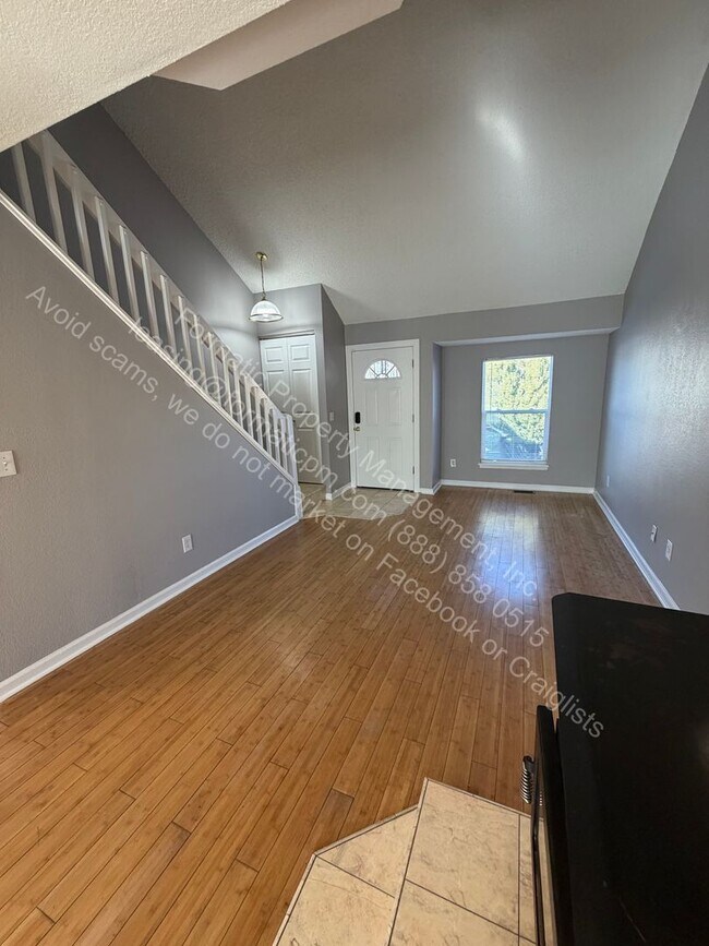 Foto del edificio - 17998 E Bellewood Dr