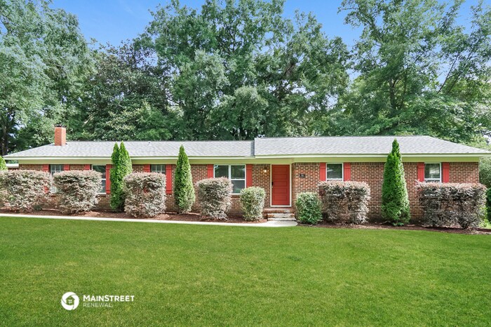 Primary Photo - 510 King Valley Cir