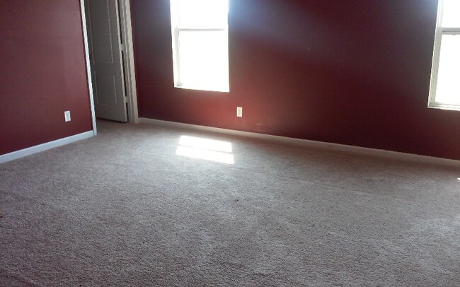 Foto del edificio - 3207 Avalon Lake Dr SW