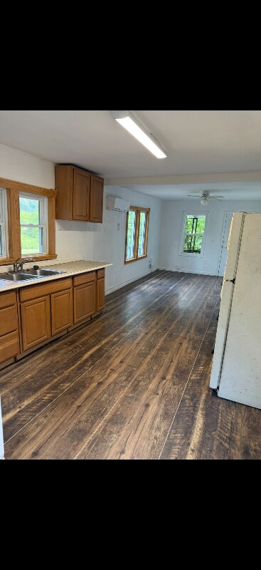 Foto del edificio - 207 Poplar St