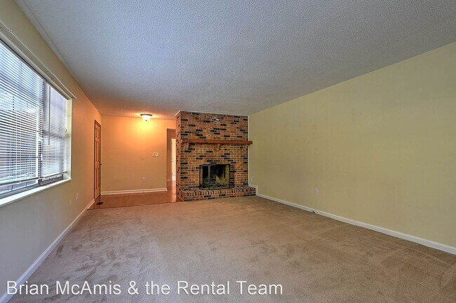 Building Photo - 3 br, 2.5 bath House - 1675 Celeste Ave.