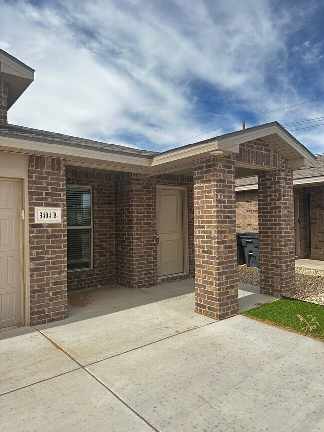 Foto del edificio - 3408 Tiffin Ave