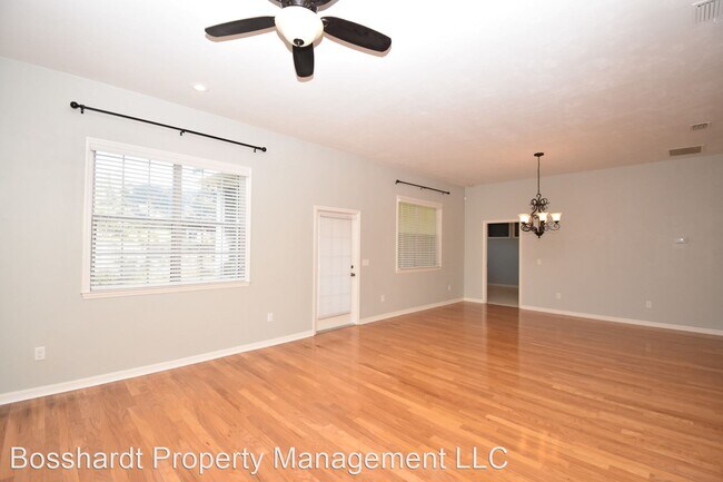 Building Photo - 3 br, 2 bath House - 8946 SW 66th Place