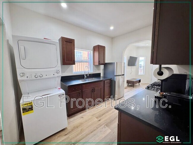 Foto del edificio - 3111 Winter St