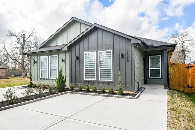 Foto del edificio - 4101 Victoria