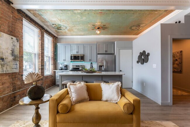 Foto del edificio - 1900 Elm St