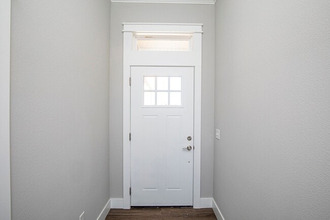 Building Photo - ***1936 Seay Cir***