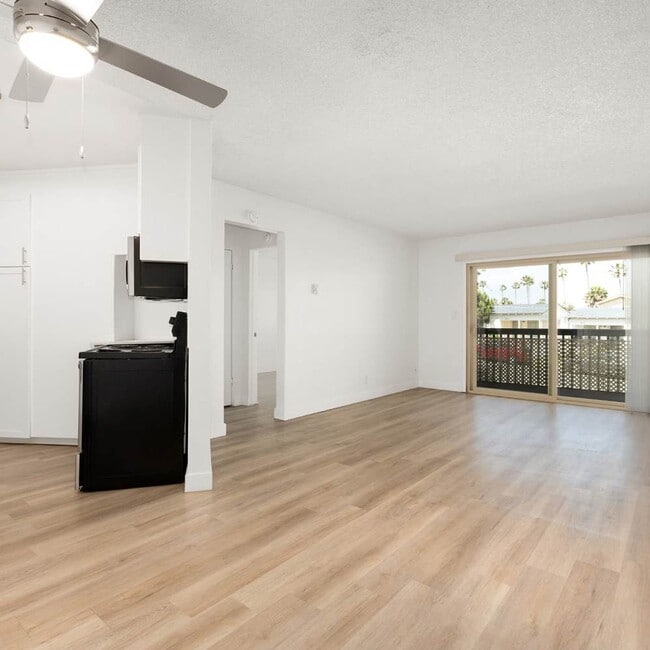 Building Photo - Mar at Seaside