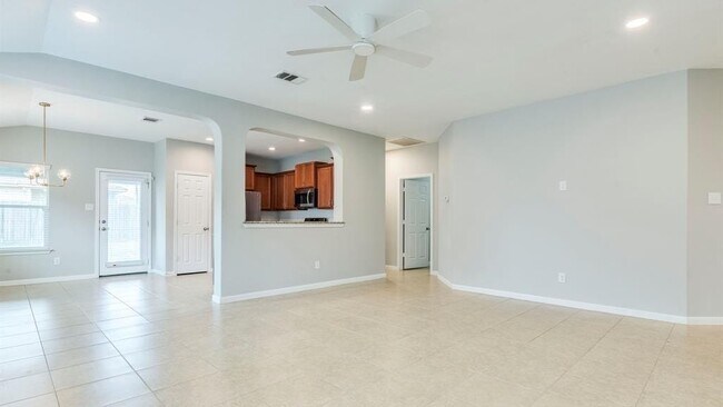 Foto del edificio - 141 Linden Ln