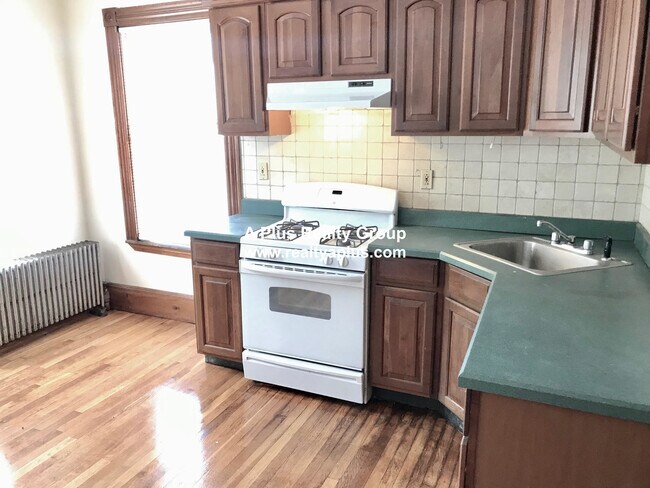 Foto del edificio - 336 Centre St