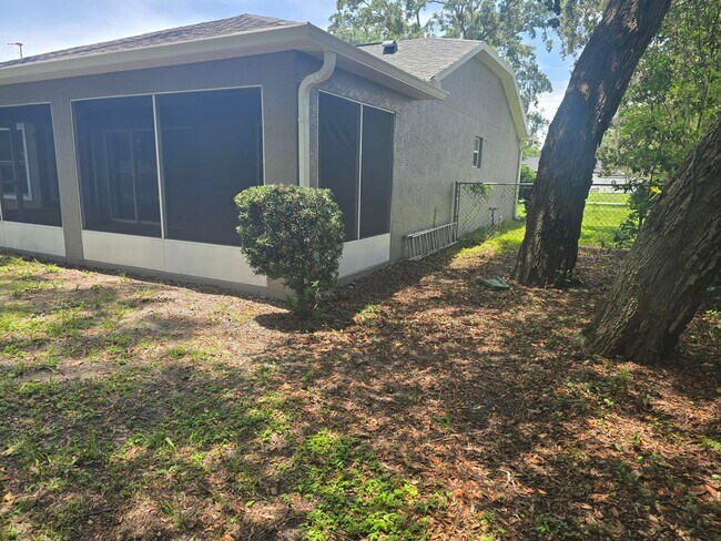 Foto del edificio - 3/2/2 Spring Hill Home