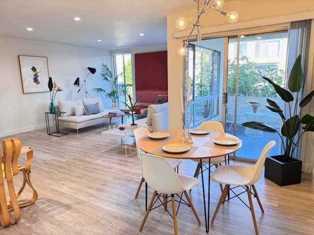 Building Photo - Sherman Oaks Apartments - Off Market
