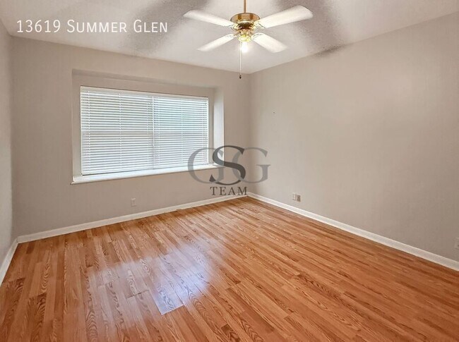 Building Photo - 13619 Summer Glen Dr