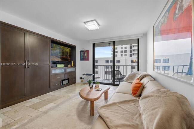 Foto del edificio - 2625 Collins Ave