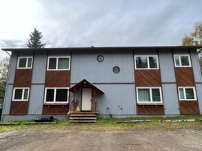 4897 Dartmouth Dr