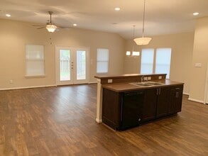 Building Photo - 18706 Shay Ln