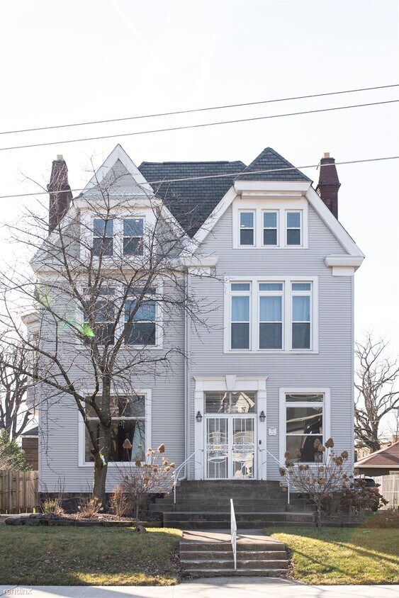Foto principal - 3 br, 1.5 bath House - 91 Miami Ave Ph