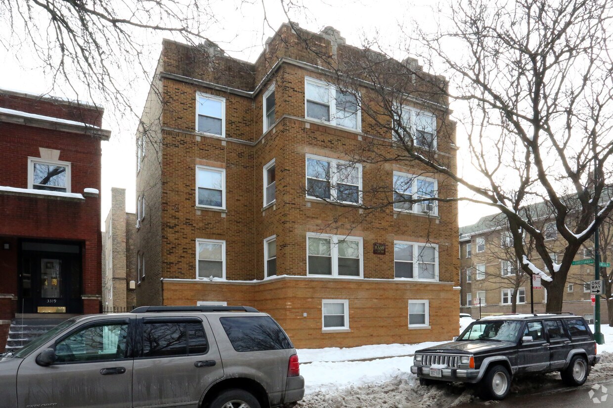 Building Photo - 4541-4555 N Christiana Ave