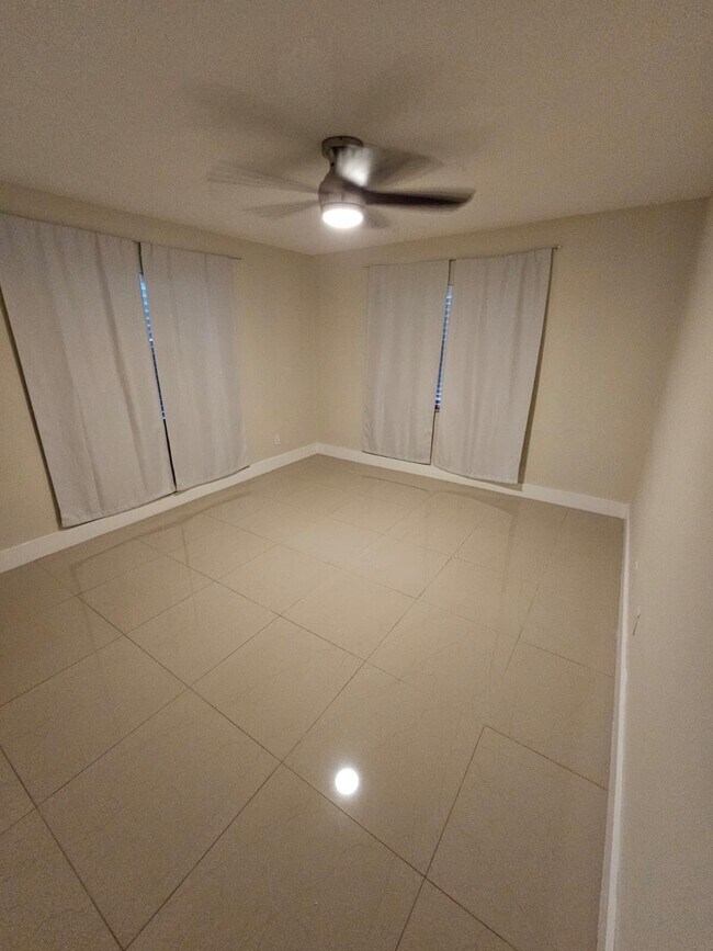 Foto del edificio - 3307 NW 108th Dr