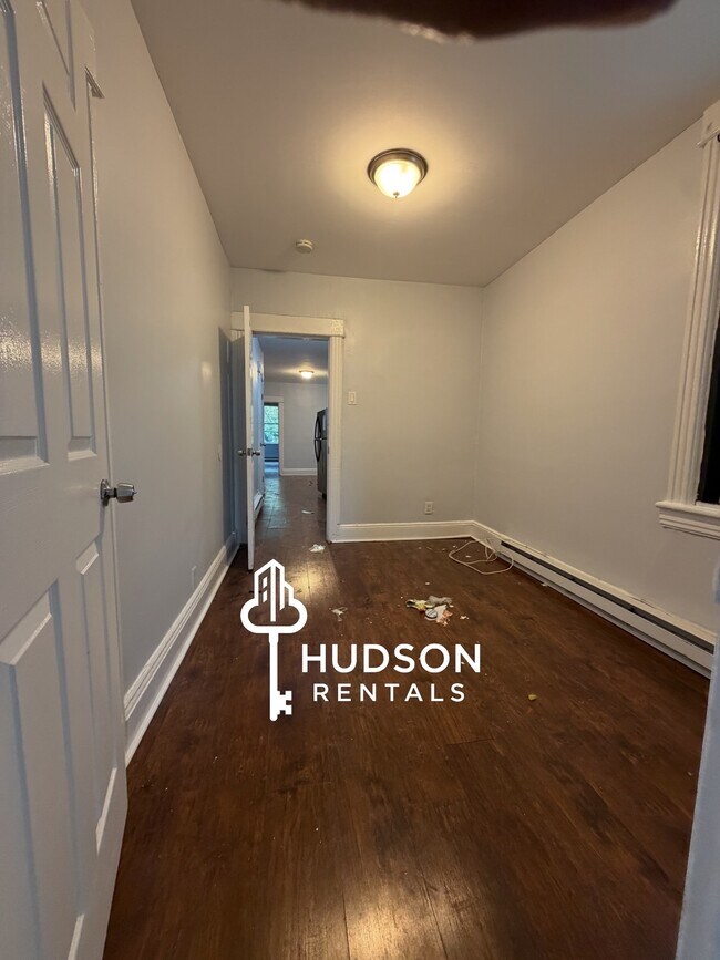 114 Avenida Neptuno 2R - 115 Neptune Ave