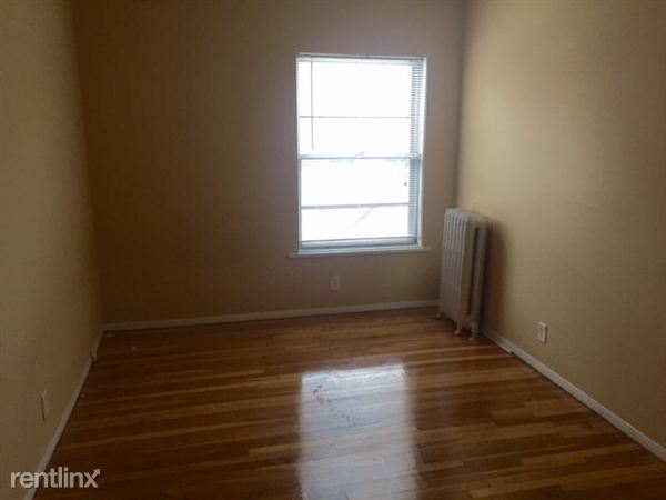 Building Photo - 6901 S Crandon Ave