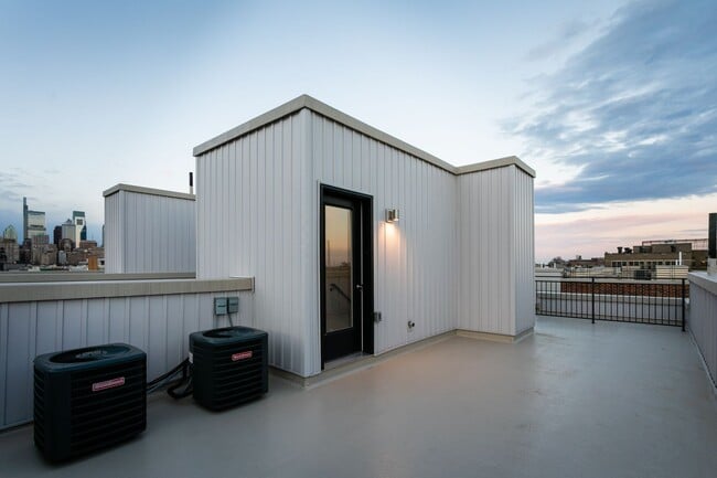 Building Photo - Stunning New Pt. Breeze 3bd/2.5bth w/ Spec...