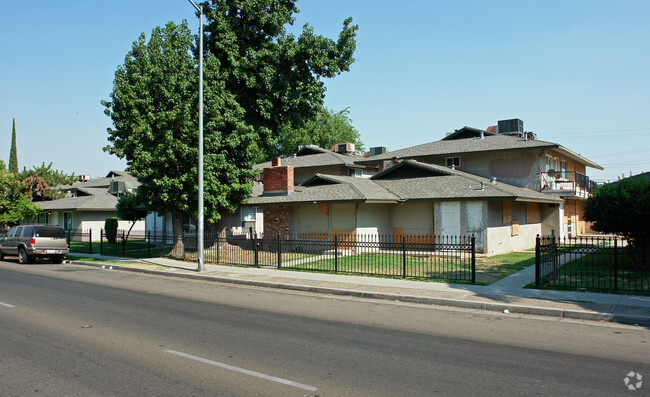 Building Photo - McKinley Apartments