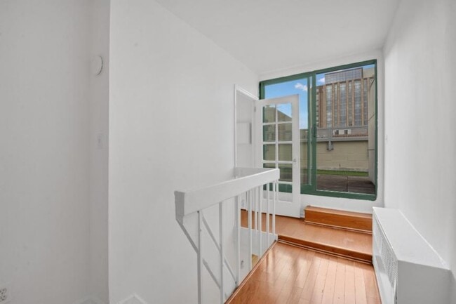 Building Photo - 3 bedroom in New York NY 10010