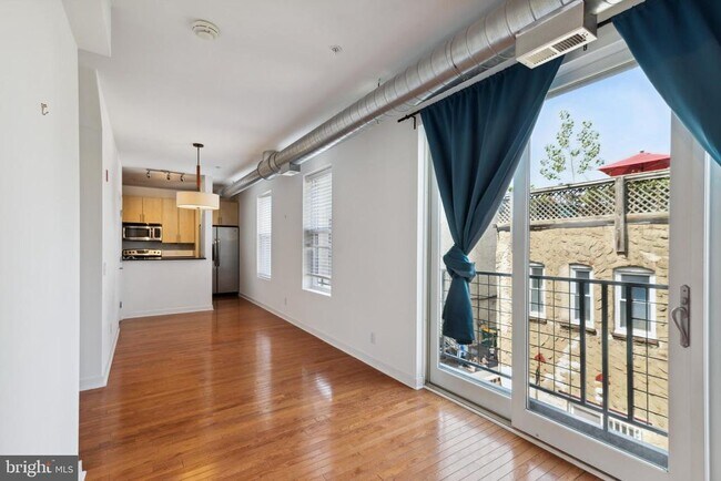 Building Photo - 712-16 N 2nd St