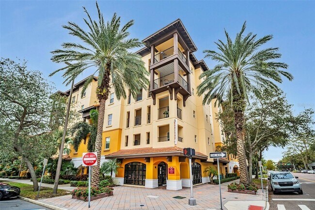 Foto del edificio - 100 4th Ave S