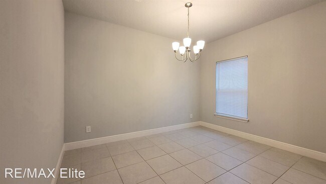 Foto del edificio - 4 br, 2 bath House - 490 Kodiak Ave SE