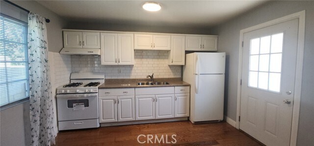 Foto del edificio - 1608 E Banyan Ct