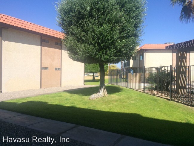 Foto del edificio - 351 Lake Havasu Ave N