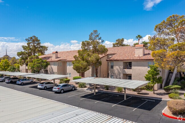 Foto del edificio - Carmel Cove