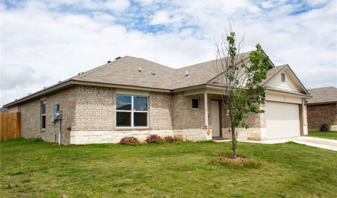 Foto principal - 6601 Catherine Dr