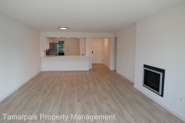 Building Photo - 2 br, 2 bath House - 160 Seminary Dr, #1D